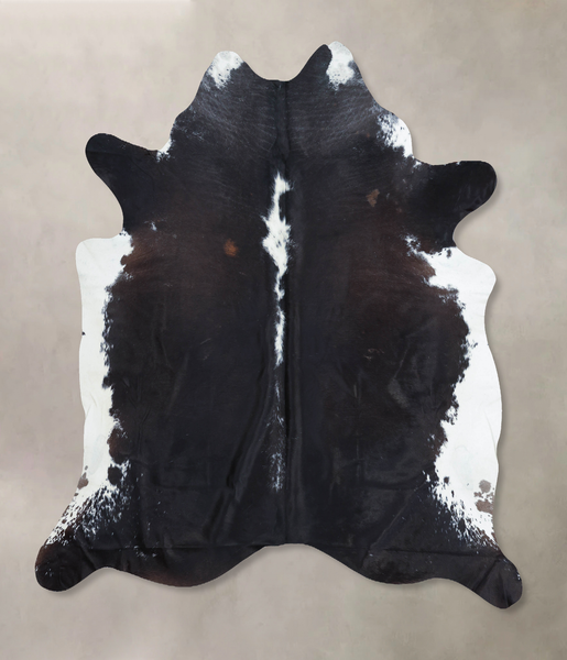 Black and White Cowhide Rug #B8377