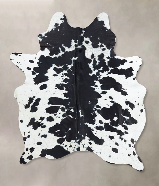 Black and White Cowhide Rug #B9564