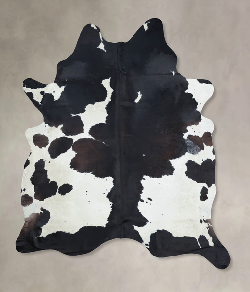 Black and White Cowhide Rug #B9575